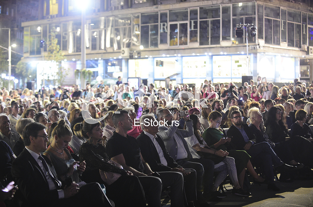 Trg kroz vekove Trg kroz vekove