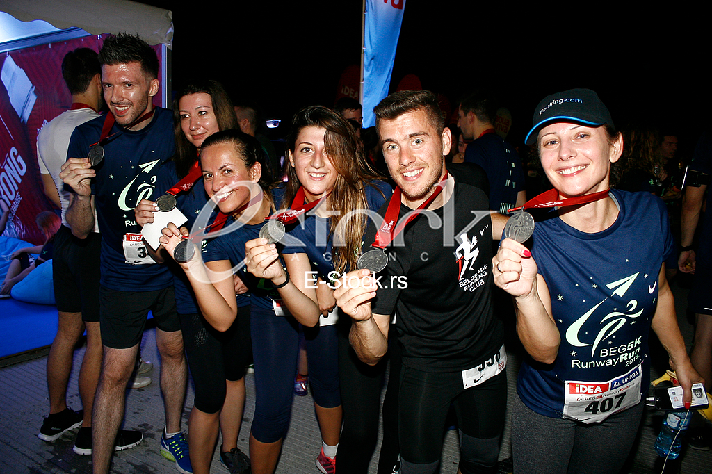 nocna trka na aerodromu