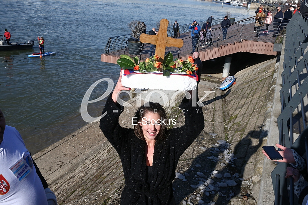 Plivanje za casni krst Beograd Marija Stefanovic