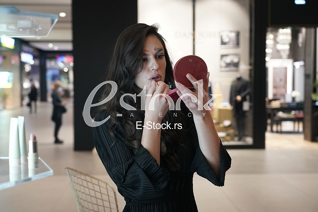 Olja Levic promocija sminke