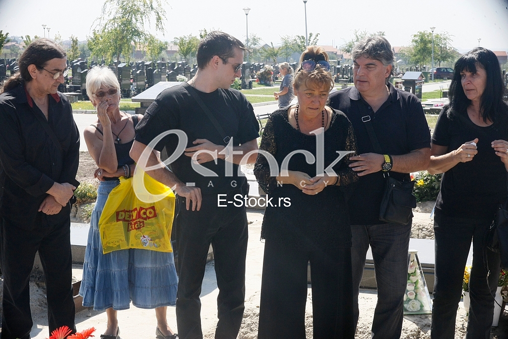 Going to the cemetery killed singer Jelena Marjanovic