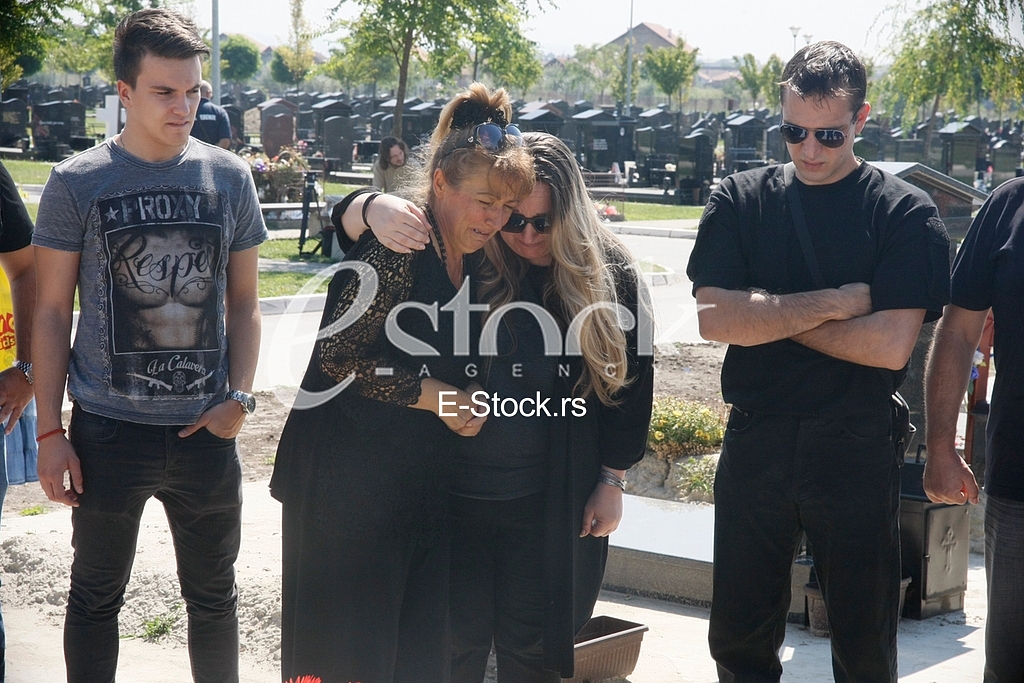 Going to the cemetery killed singer Jelena Marjanovic