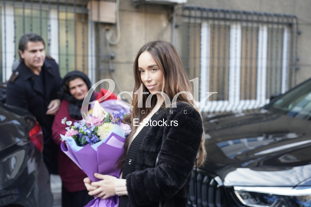 Mimi Jestorvic Nenad Jestorvic Izlazak iz porodilista