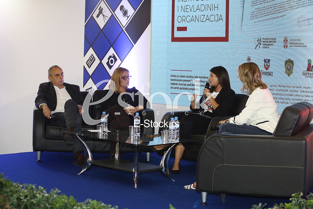 Vlada Arsic Marina Brasic Ivana Milenkovic Elena Srzentic Frleta