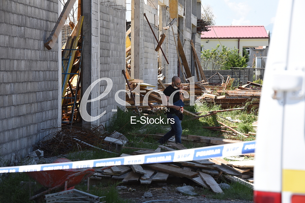 Urusila se kuca povredjeno 6 osoba