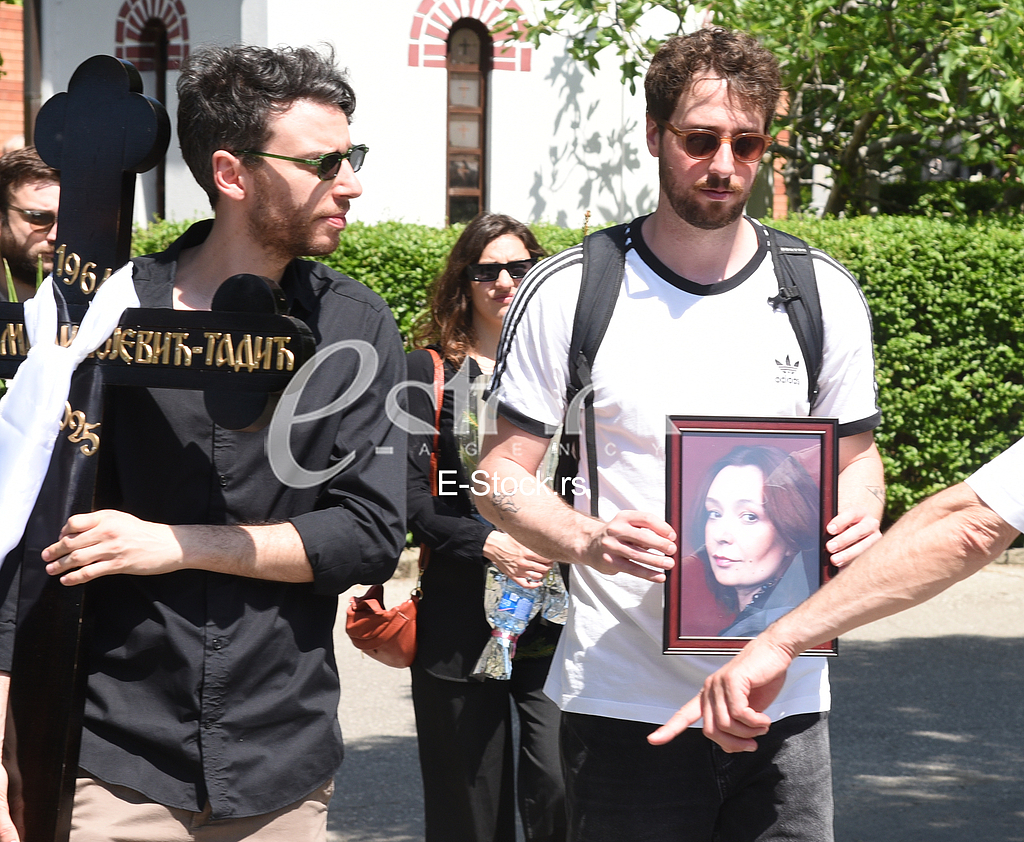 Sahrana Andjelka Milivojevic Tadic