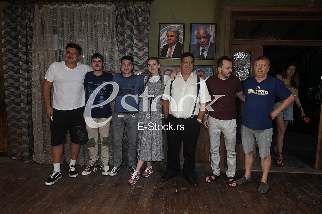 Serija Slozna braca grupna fotografija Serija Slozna braca grupna fotografija