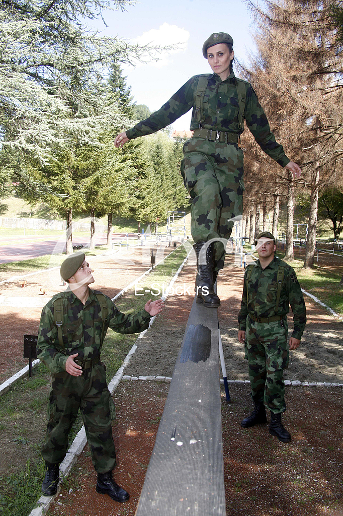 zena vojnik vojska srbije