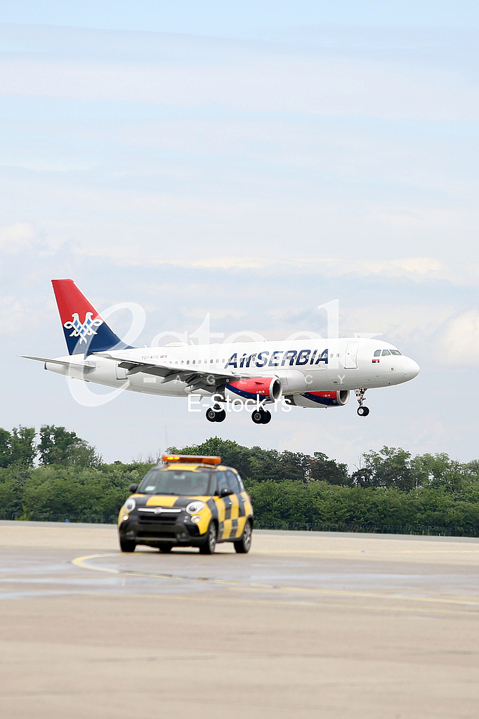 Aerodrom Nikola Tesla