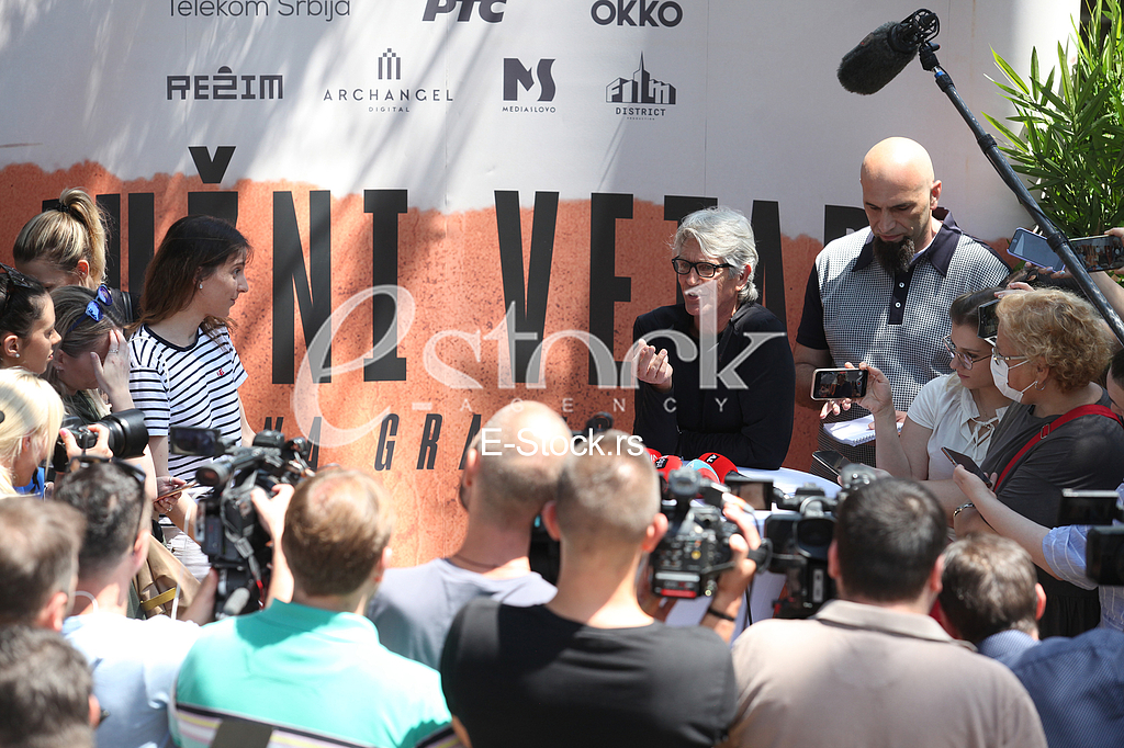 Erik Roberts (Eric Roberts) Erik Roberts (Eric Roberts)