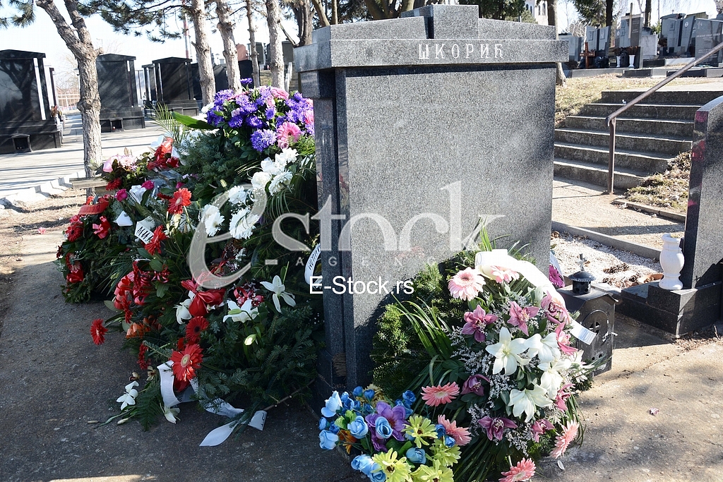 Funeral of Milka Skoric, mother of popular singer, Mira Skoric.
