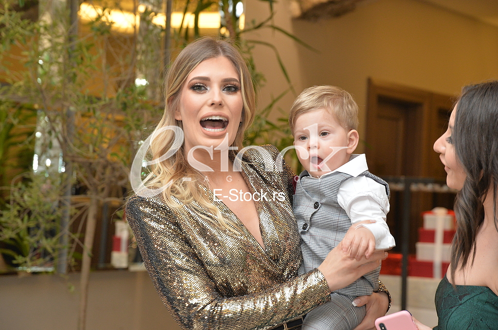 Andjela Manitasevic i sin David Jovic