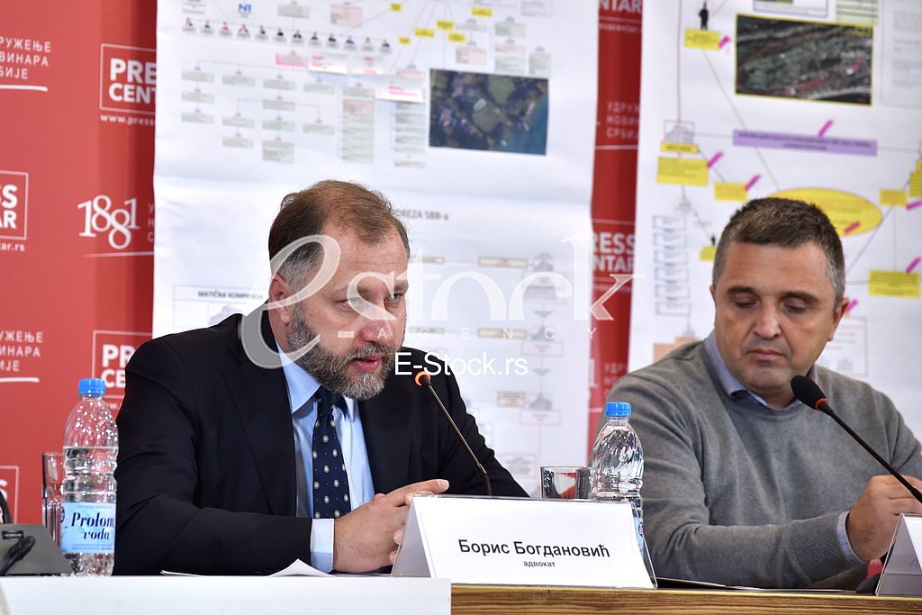 Press conference of Dragan Vucicevic s editorial staff on Dragan Djilas s pressures and attempts to quit newspapers