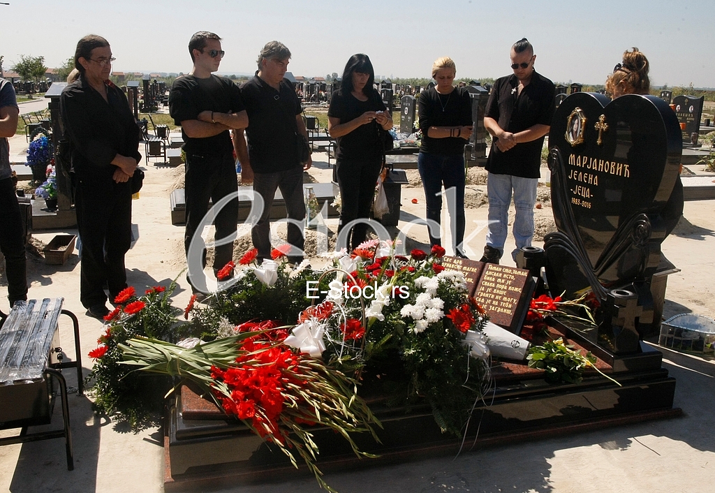 Going to the cemetery killed singer Jelena Marjanovic