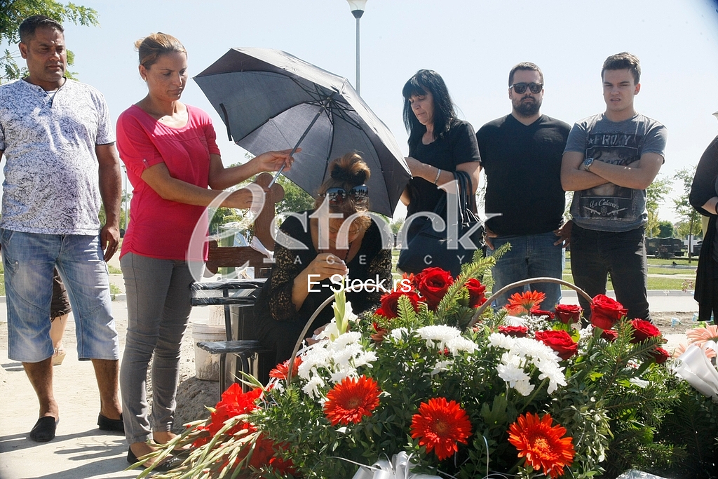 Going to the cemetery killed singer Jelena Marjanovic