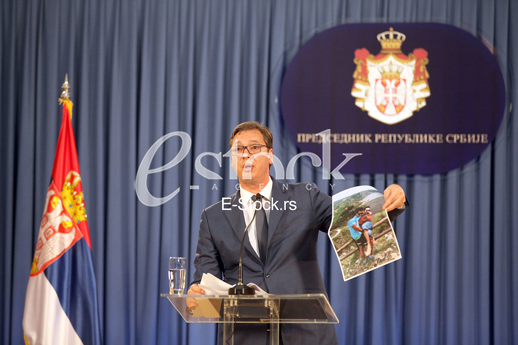  Predsednik Aleksandar Vucic poverio je Ani Brnabić mandat za sastav nove vlade