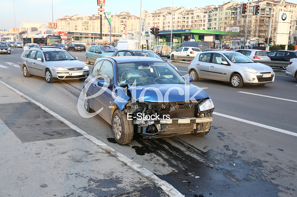 Radnicka ulica saobracajna nesreca Radnicka ulica saobracajna nesreca