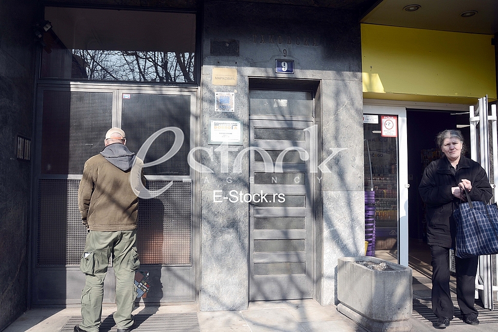 Burglary in the apartment of Dobrivoje Tanasijevic-Dan Tana.
