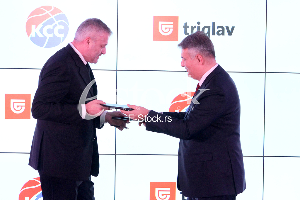 Dragan Markovic generalni direktor Triglav Osiguranja Beograd i Predrag Danilovic predsednik kosarkaskog saveza Srbije Dragan Markovic generalni direktor Triglav Osiguranja Beograd i Predrag Danilovic predsednik kosarkaskog saveza Srbije