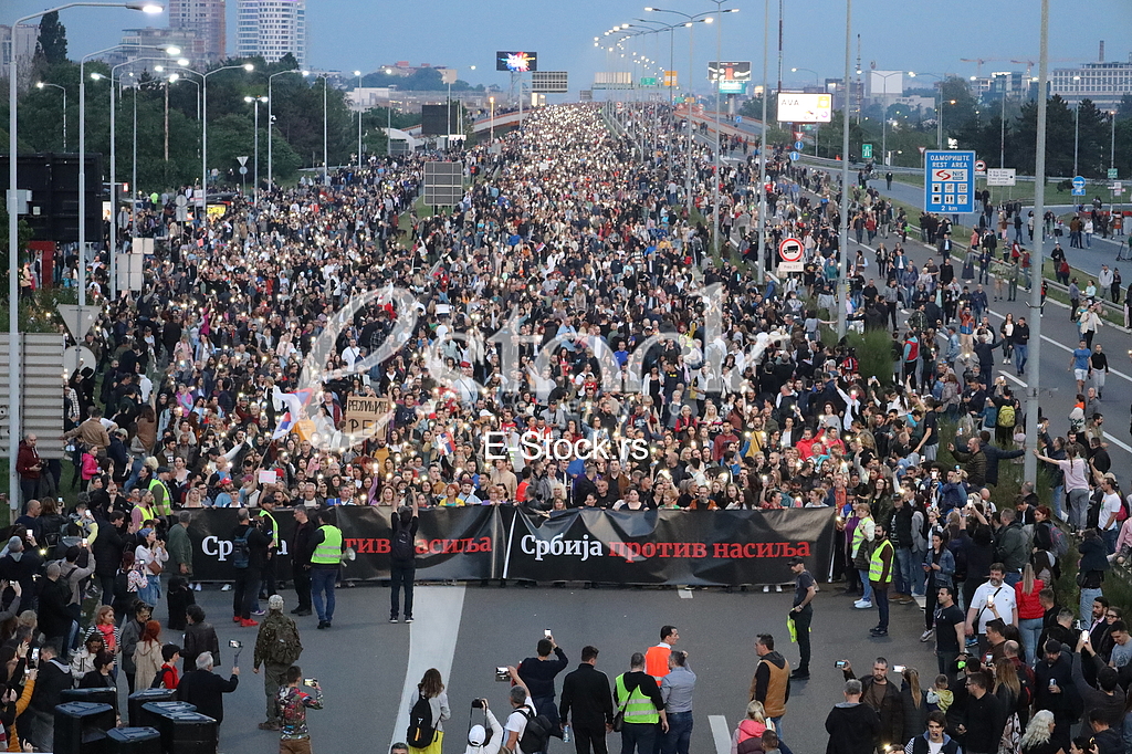 Protest Srbija protiv nasilja
