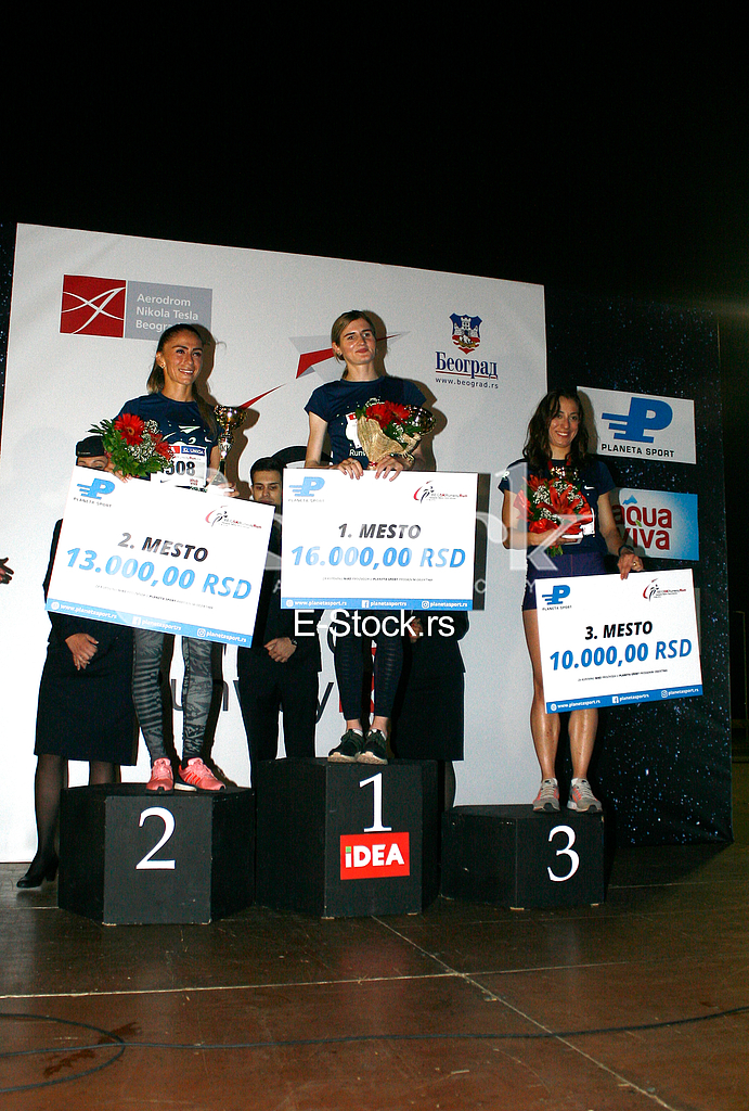 nocna trka na aerodromu