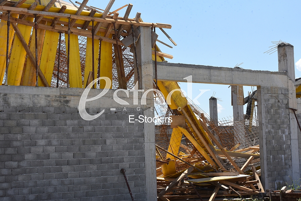 Urusila se kuca povredjeno 6 osoba