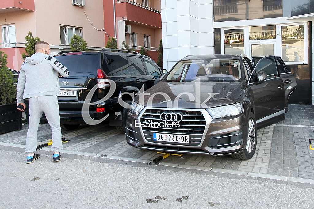 Announcement of the boxing match 