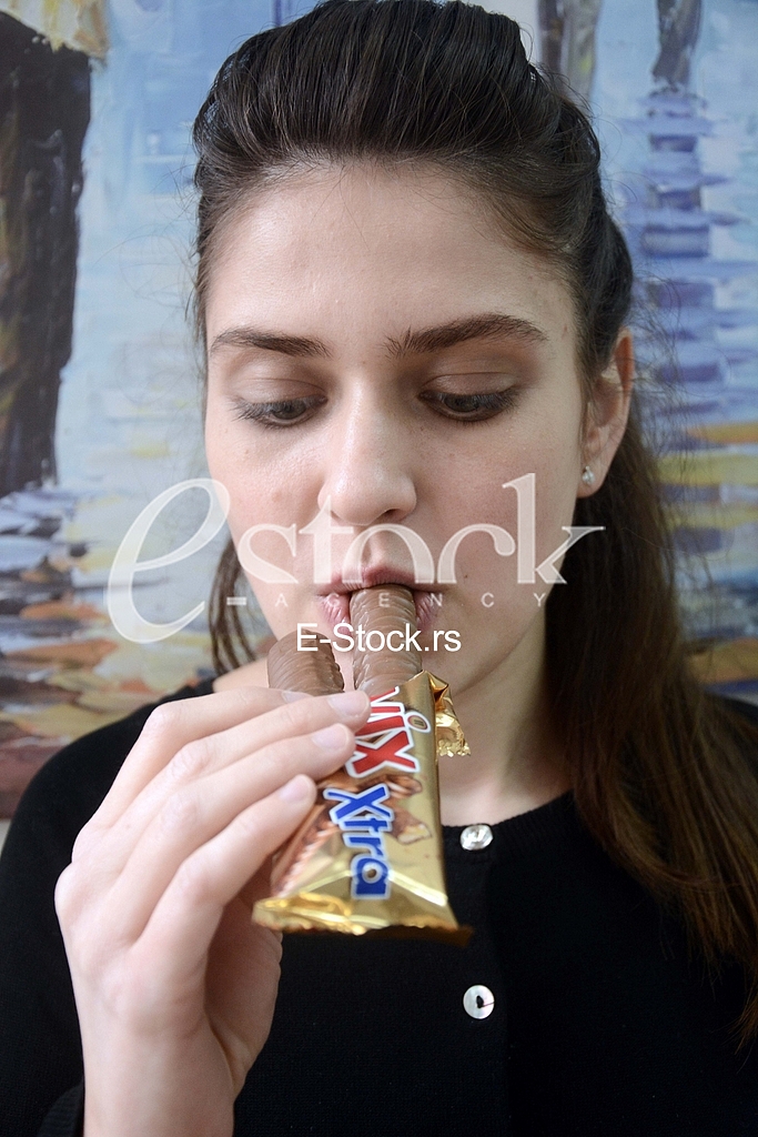 Twix and snickers chocolate candy.