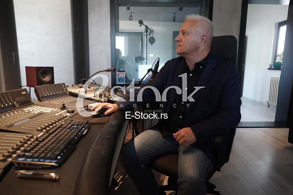 Mladjan Dinkic