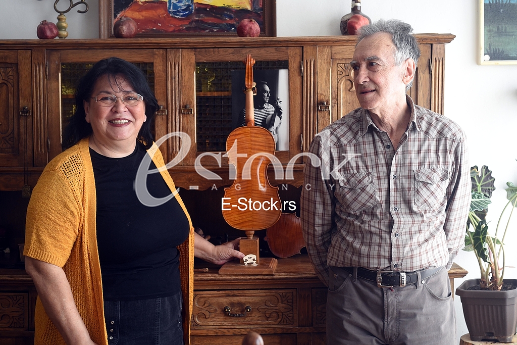 Violin makers, Biljana and Jovan Popovic, Art Workshop Scroll