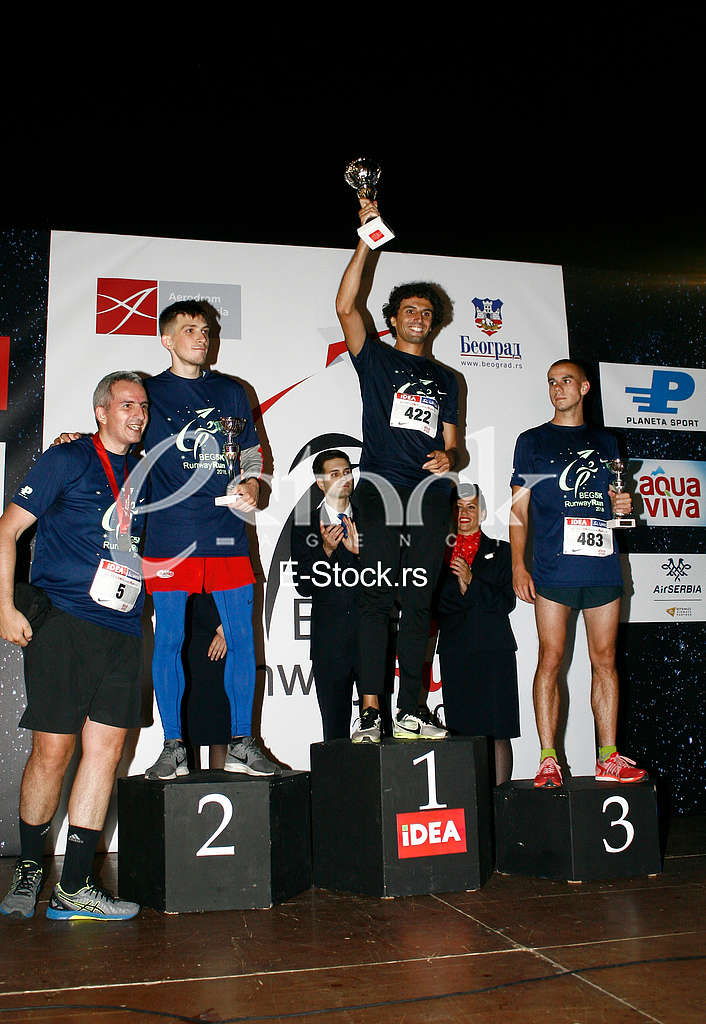 nocna trka na aerodromu