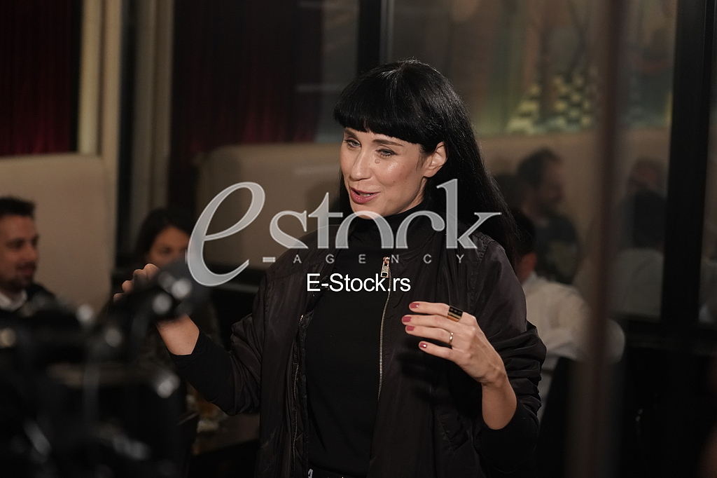 Ana Djuric Konstrakta