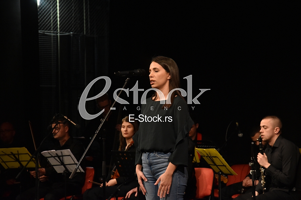 Humanitarno vece Pesmom za Lukin zivot