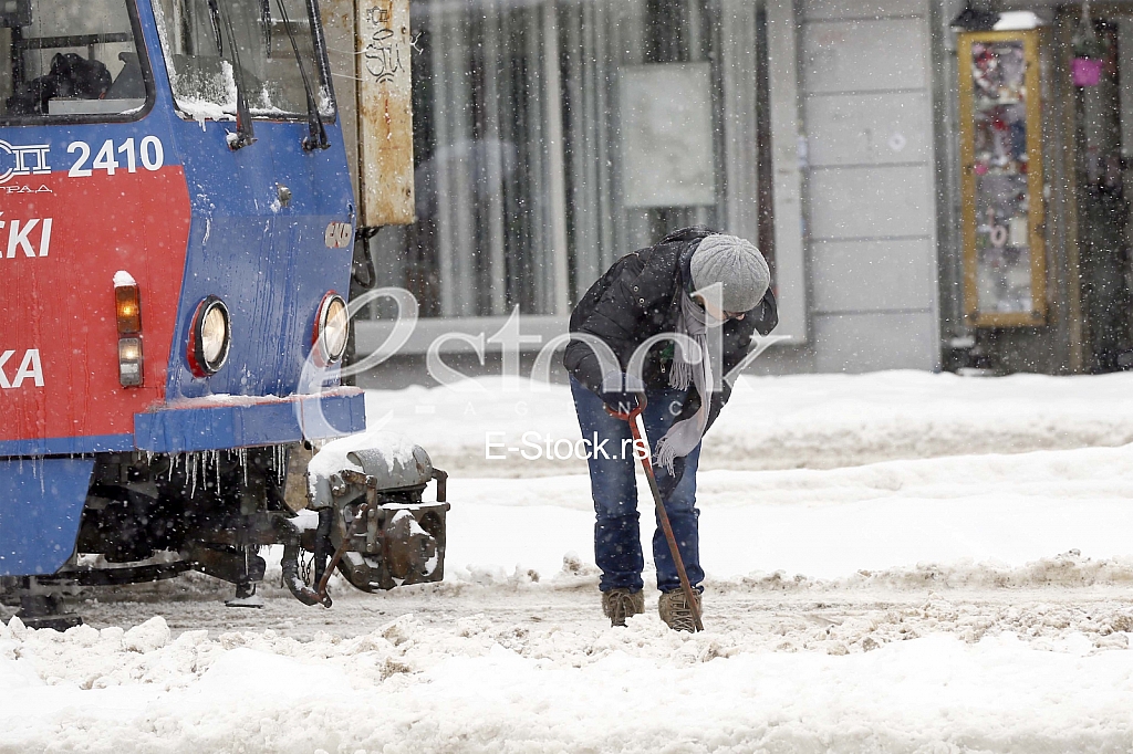 Otezan saobracaj zbog snega