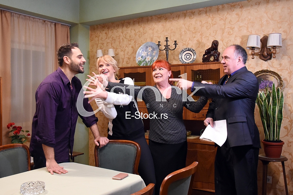 On the shooting set of a series of 