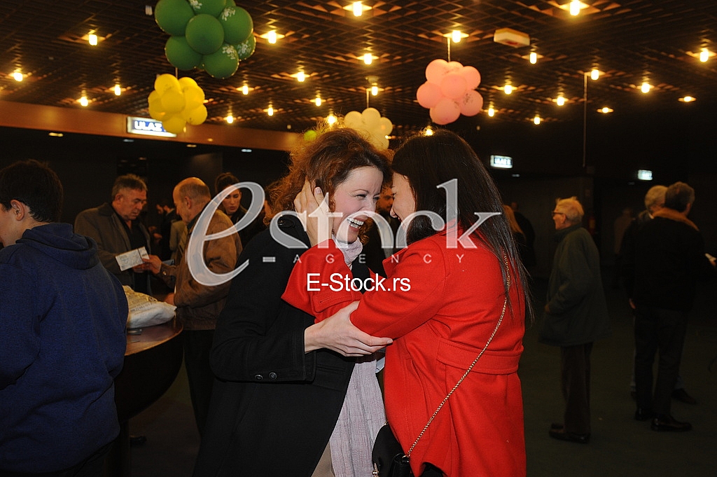 Premijera Igla ispod praga