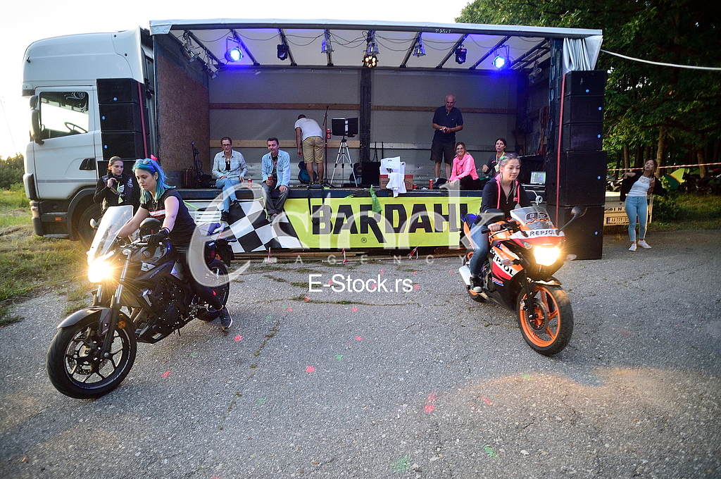 MAD Moto avantura za devojke MAD Moto avantura za devojke