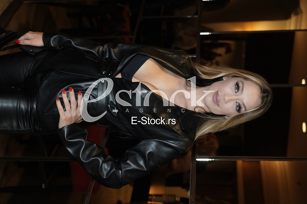 Tea Tairovic Tea Tairovic