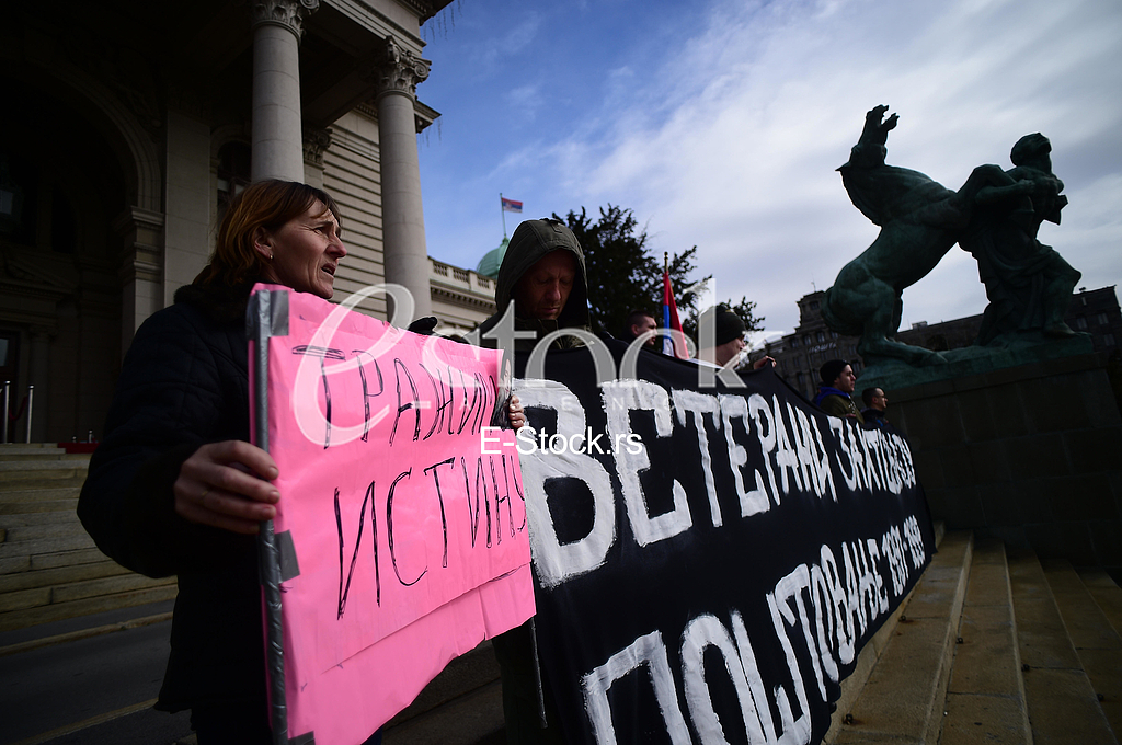 Protest ratnih veterana i vojnih invalida