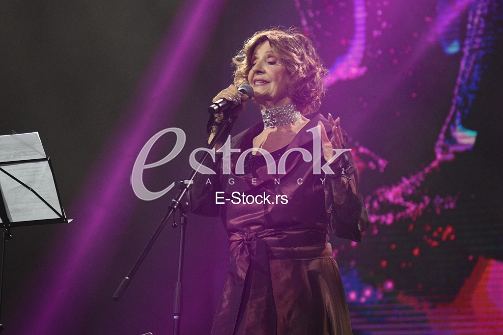 Lepa Lukic