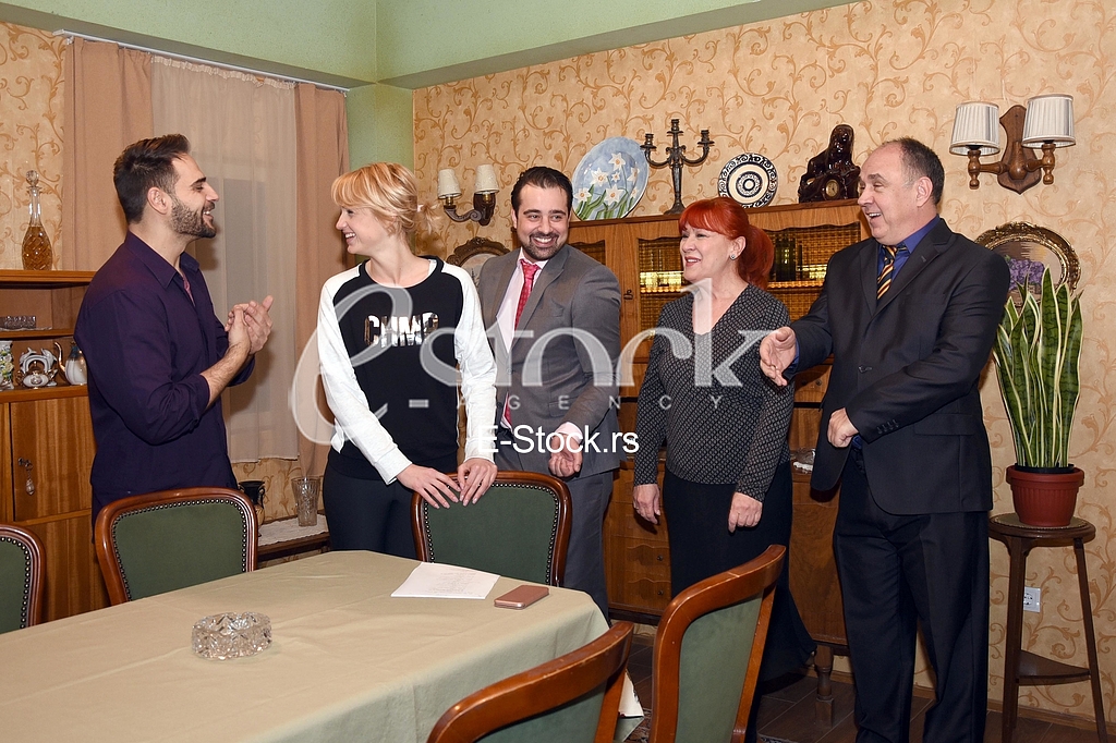 On the shooting set of a series of 