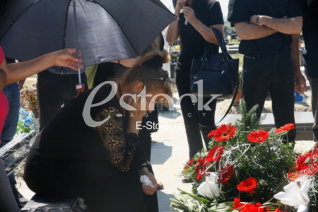 Going to the cemetery killed singer Jelena Marjanovic