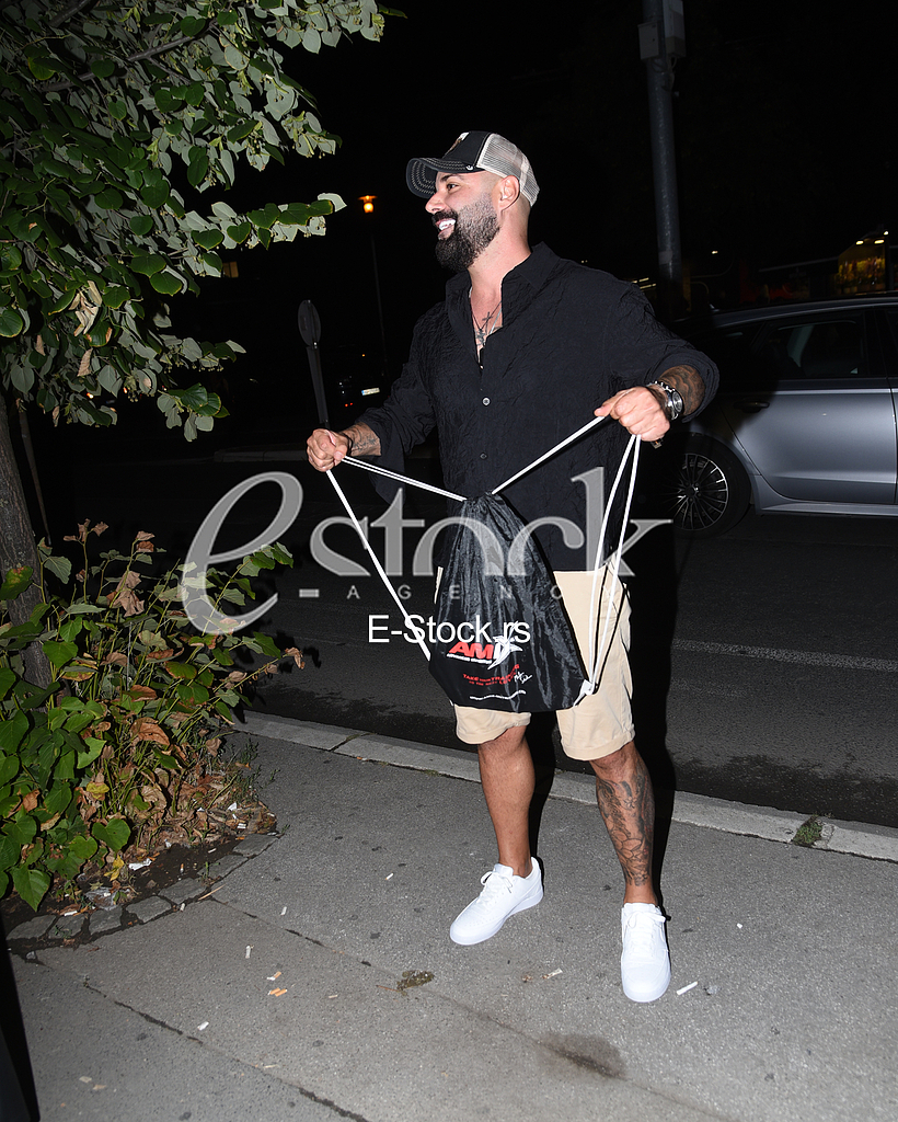 Luka Vujovic_Narod pita