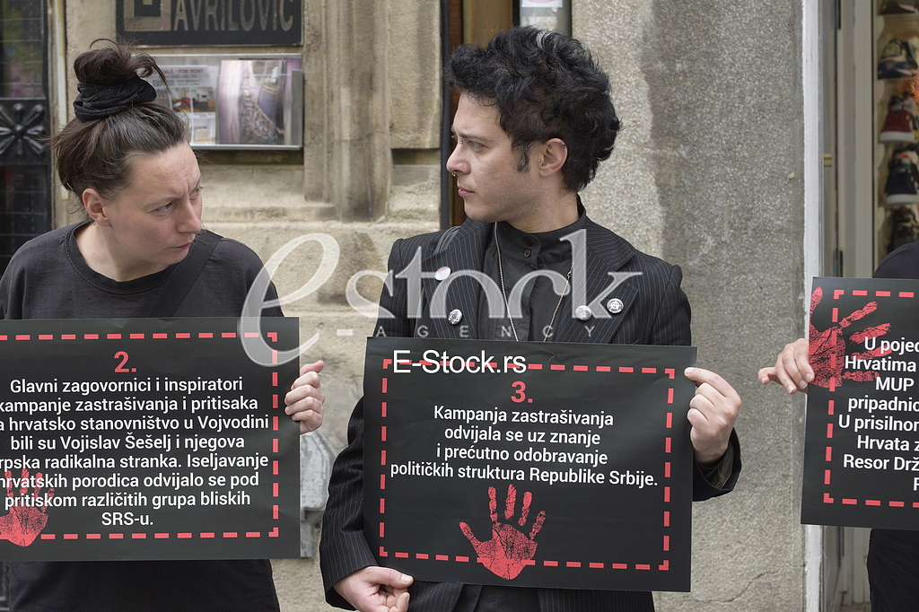 Zene u crnom protest
