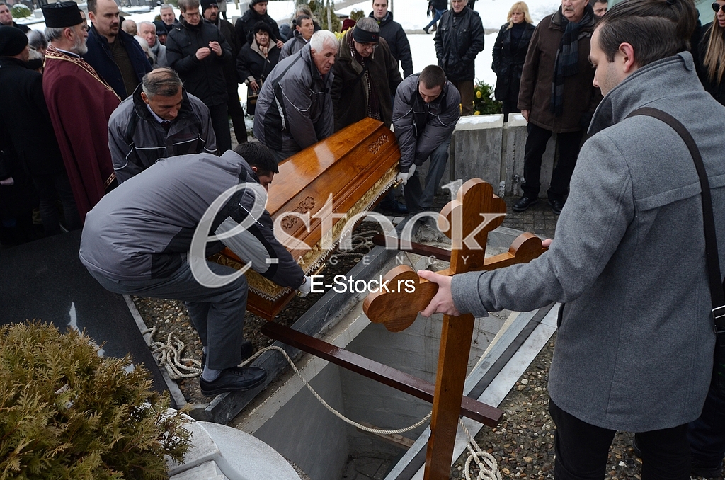  The funeral singer Miki Jevremovic 