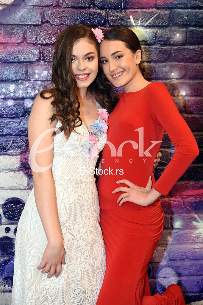Pinkove zvezdice_photo_e-stock_Katarina Cvijovic