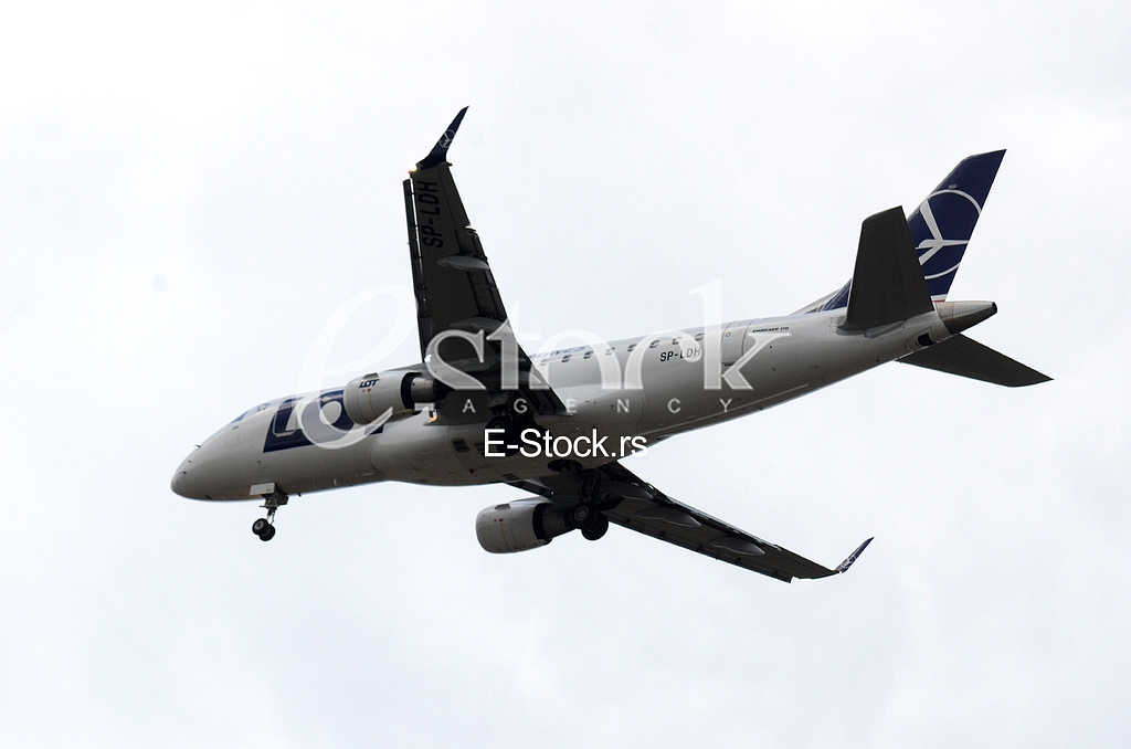 Commercial planes