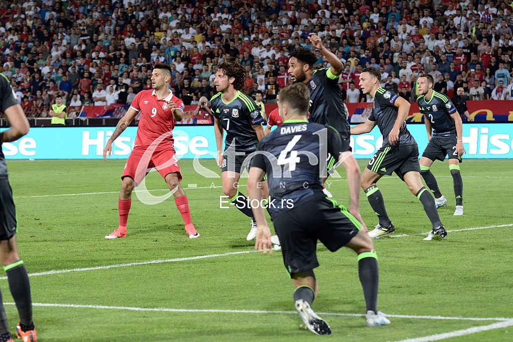  Serbia-Wales, football match.
