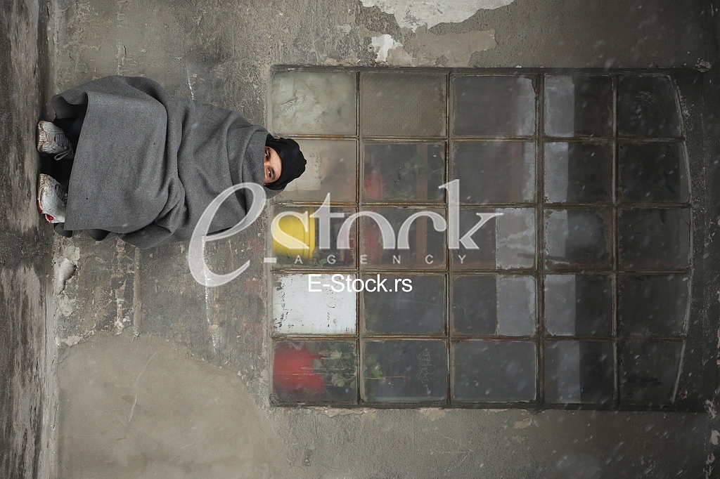 Migrants stuck in Serbia towards the EU