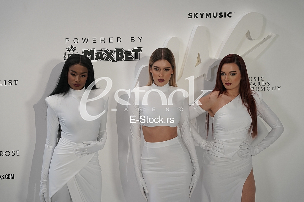 Sara Kuruma, Jovana Radic i Miona Sreckovic